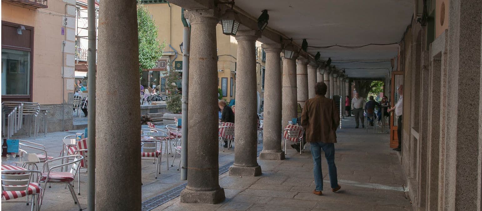 Casa de las Tiendas o de las Columnas